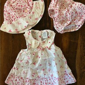 Bates Pink Floral Baby Hat Set